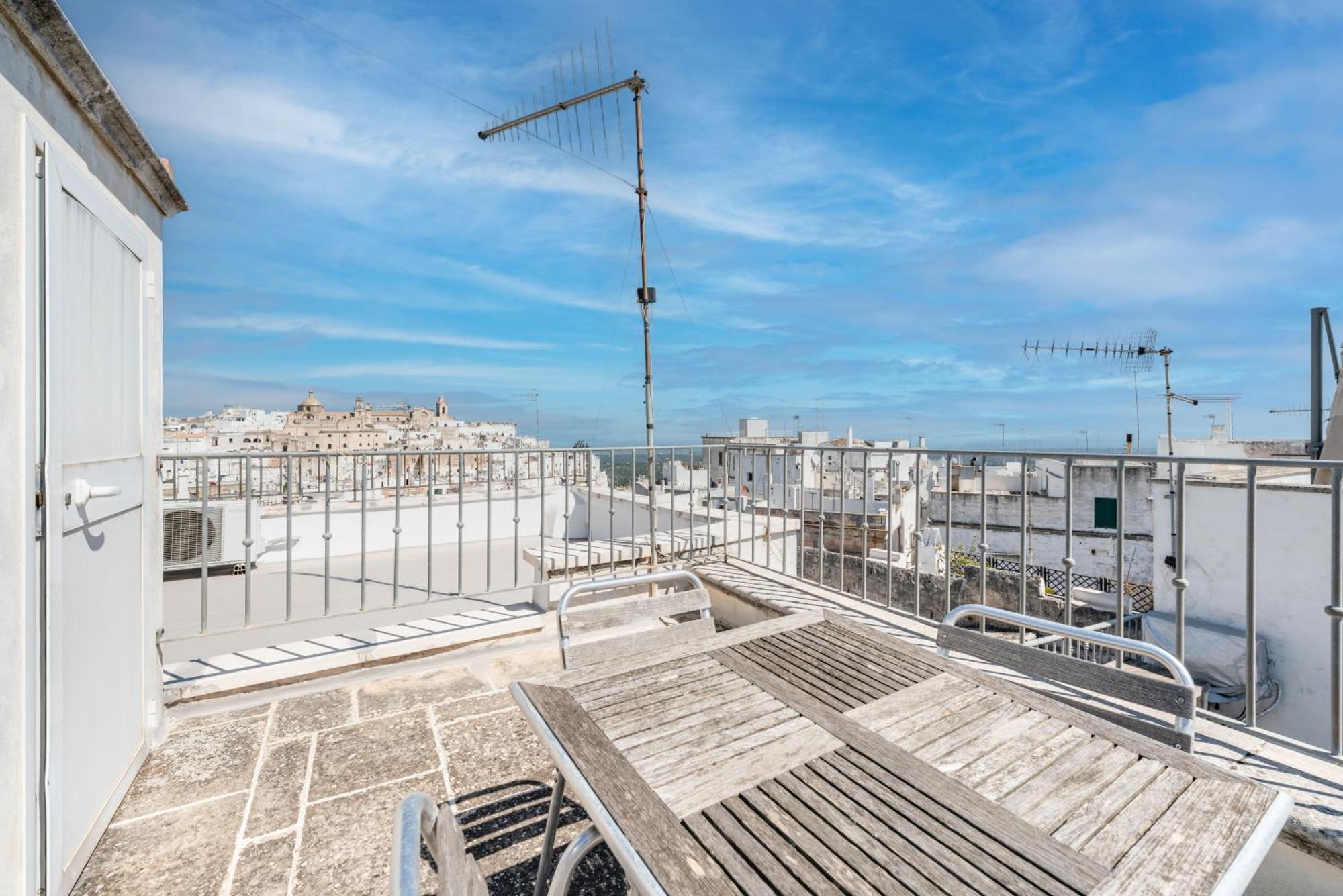 Casa Colombo & Casa Scipione By Rentbeat Ostuni Exterior foto